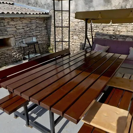 Milka Apartment *